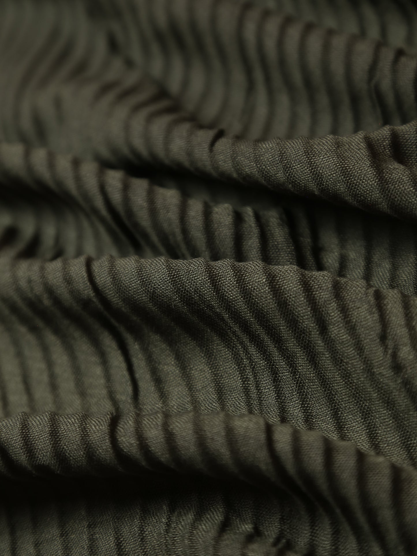 Casual Crumple - Army Green