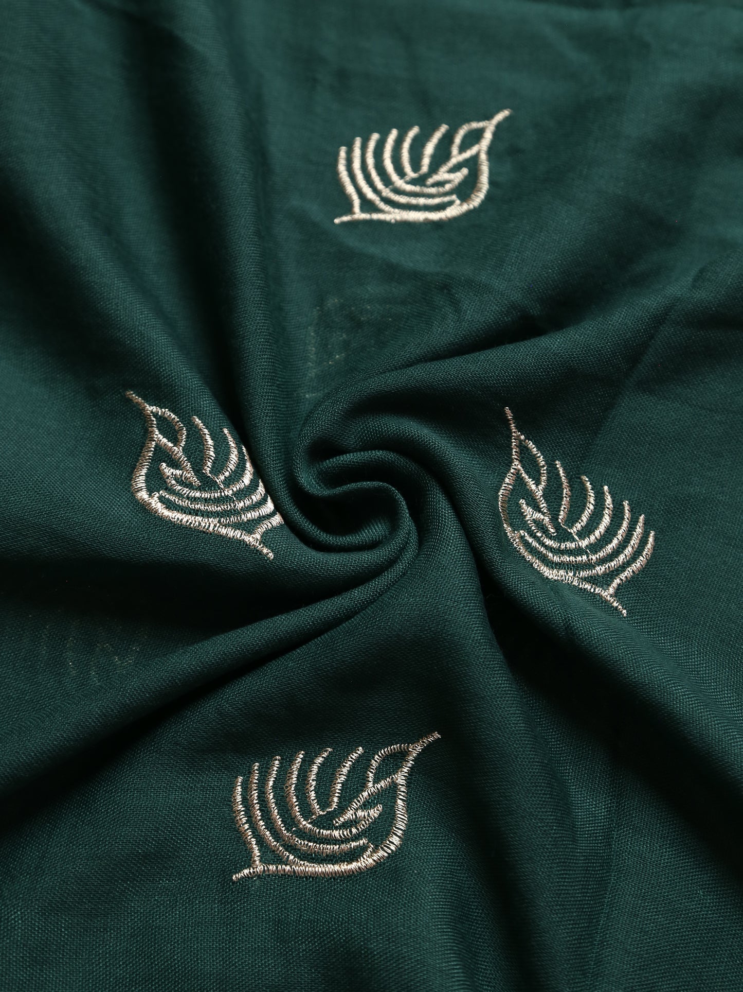 Ornate Threads - Emerald