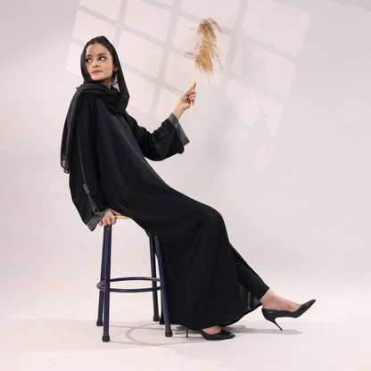Parisha Abaya